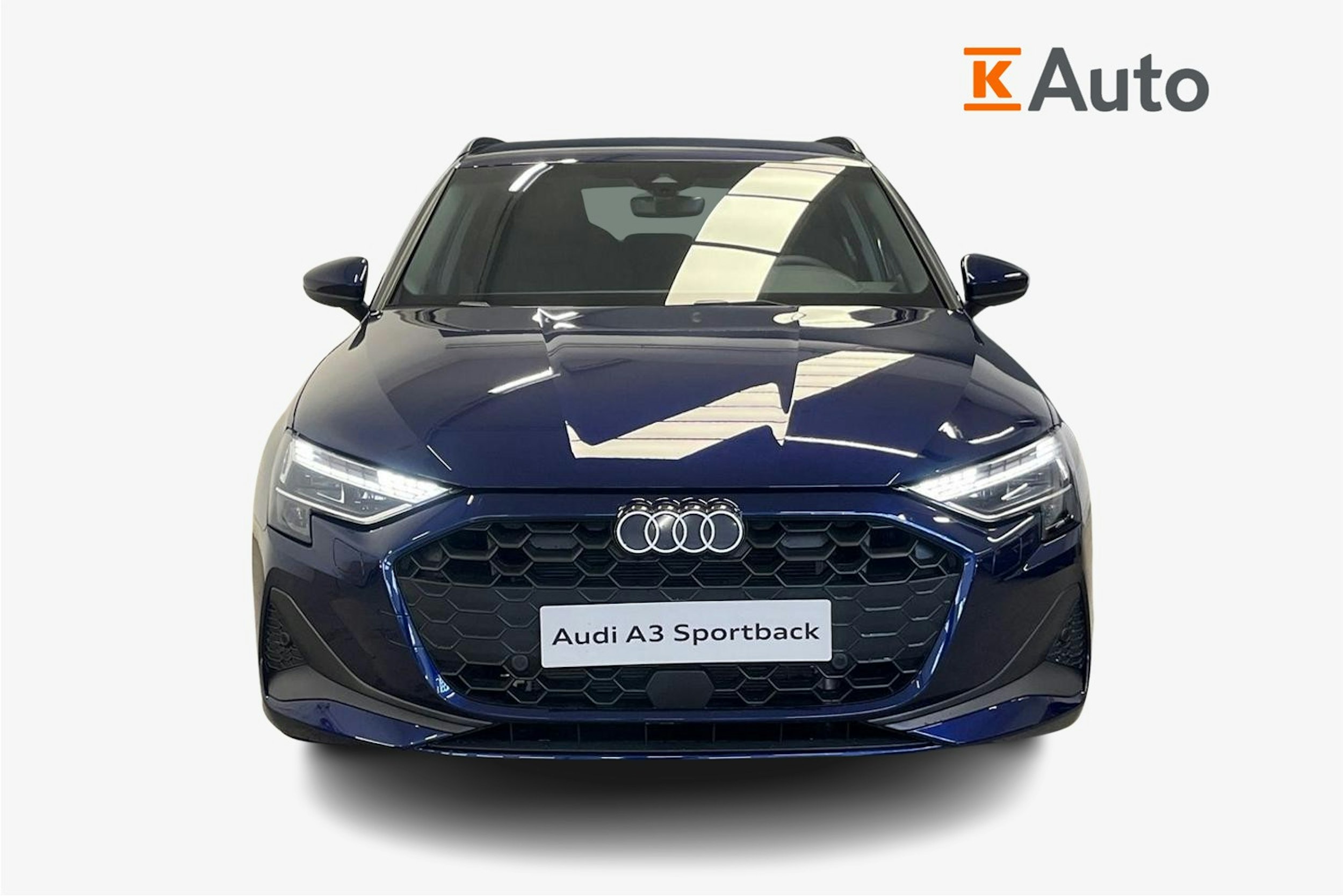 navarra sininen Audi A3 2025 kuva 14.