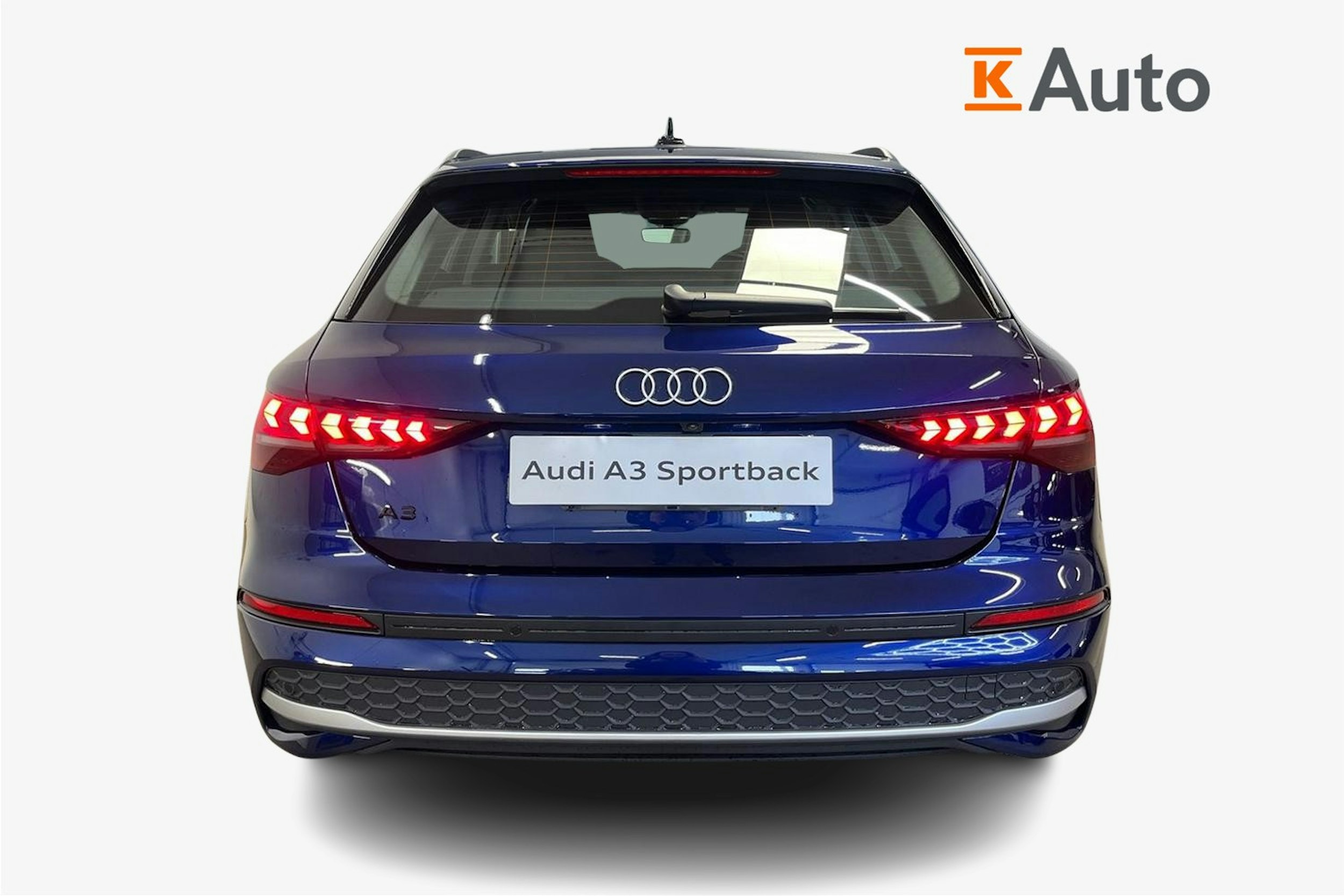 navarra sininen Audi A3 2025 kuva 15.