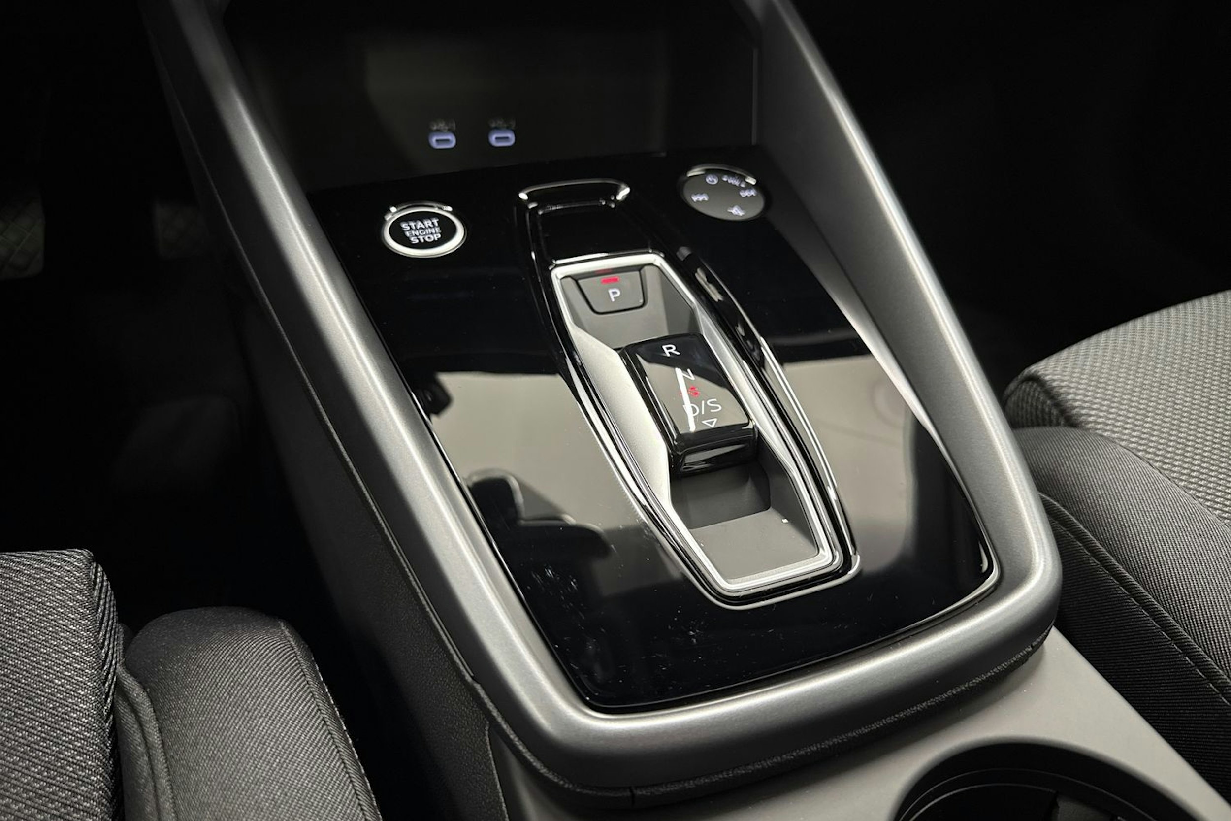 musta Audi A3 2025 kuva 23.