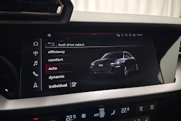 musta Audi A3 2025 kuva 27.