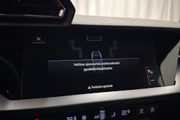 musta Audi A3 2025 kuva 28.