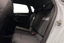 harmaa Audi A3 2025 kuva 8.