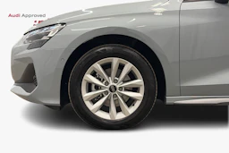harmaa Audi A3 2025 kuva 9.