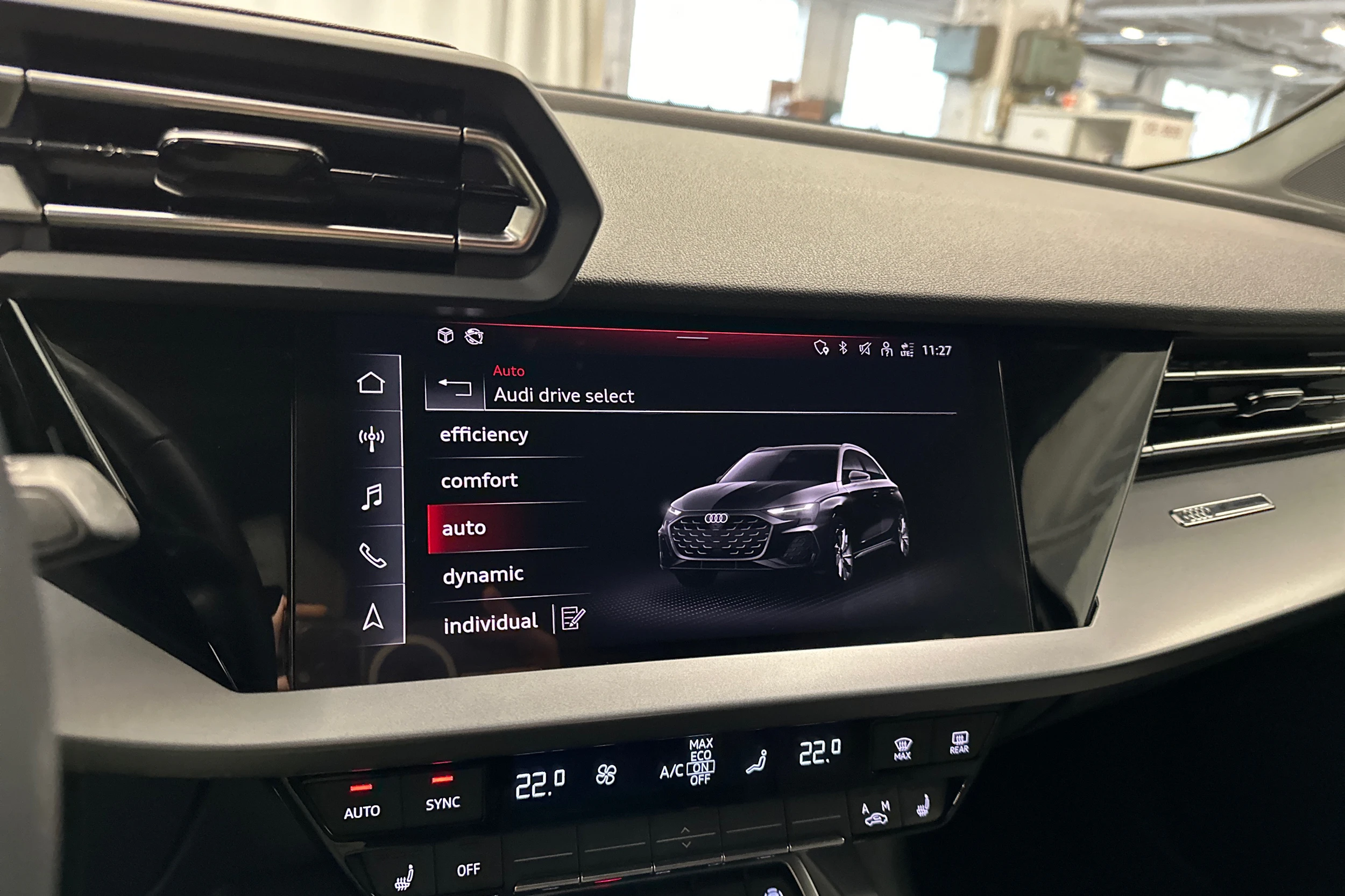 harmaa Audi A3 2025 kuva 17.