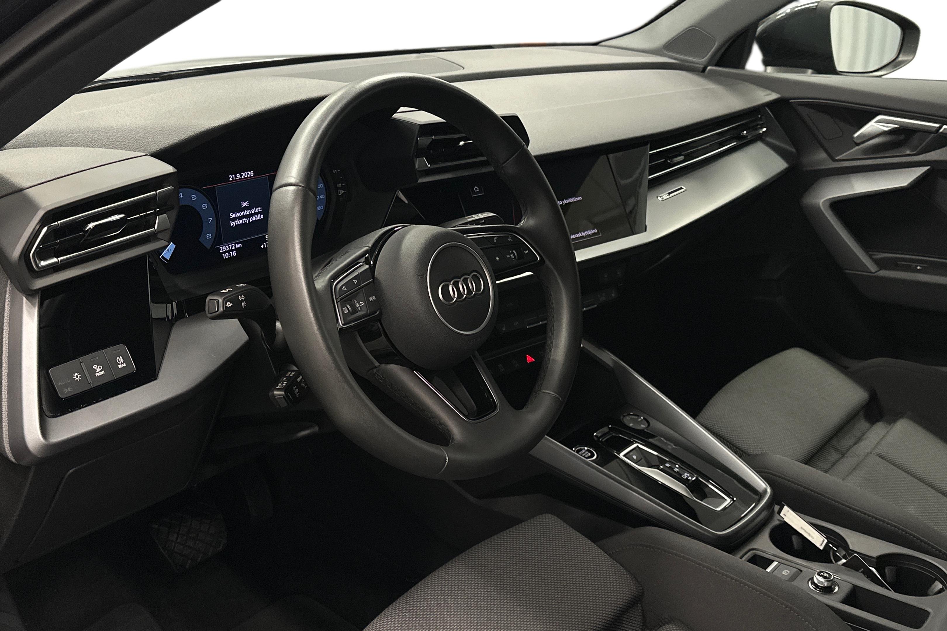 Audi A3 Sportback 30 TFSI 2025, bild 6/33