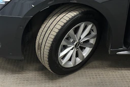 harmaa Audi A3 2025 kuva 10.