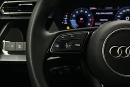 harmaa Audi A3 2025 kuva 11.