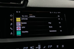 harmaa Audi A3 2025 kuva 18.