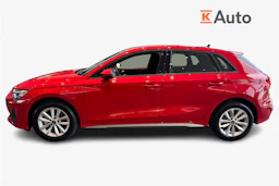 punainen Audi A3 2026 kuva 5.