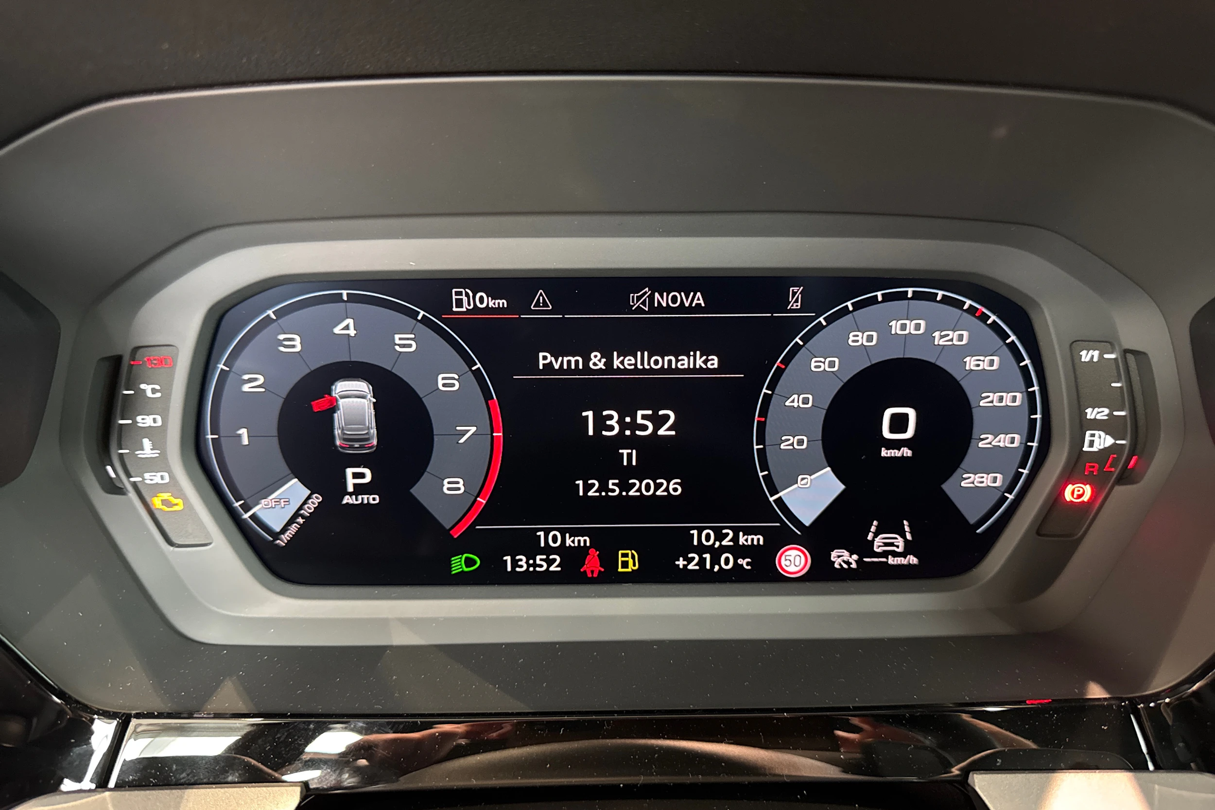 punainen Audi A3 2026 kuva 15.