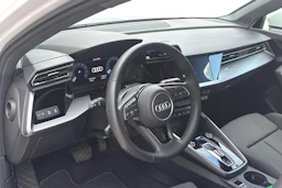 valkoinen Audi A3 2025 kuva 3.