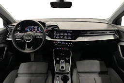valkoinen Audi A3 2025 kuva 7.