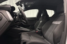 valkoinen Audi A3 2025 kuva 12.