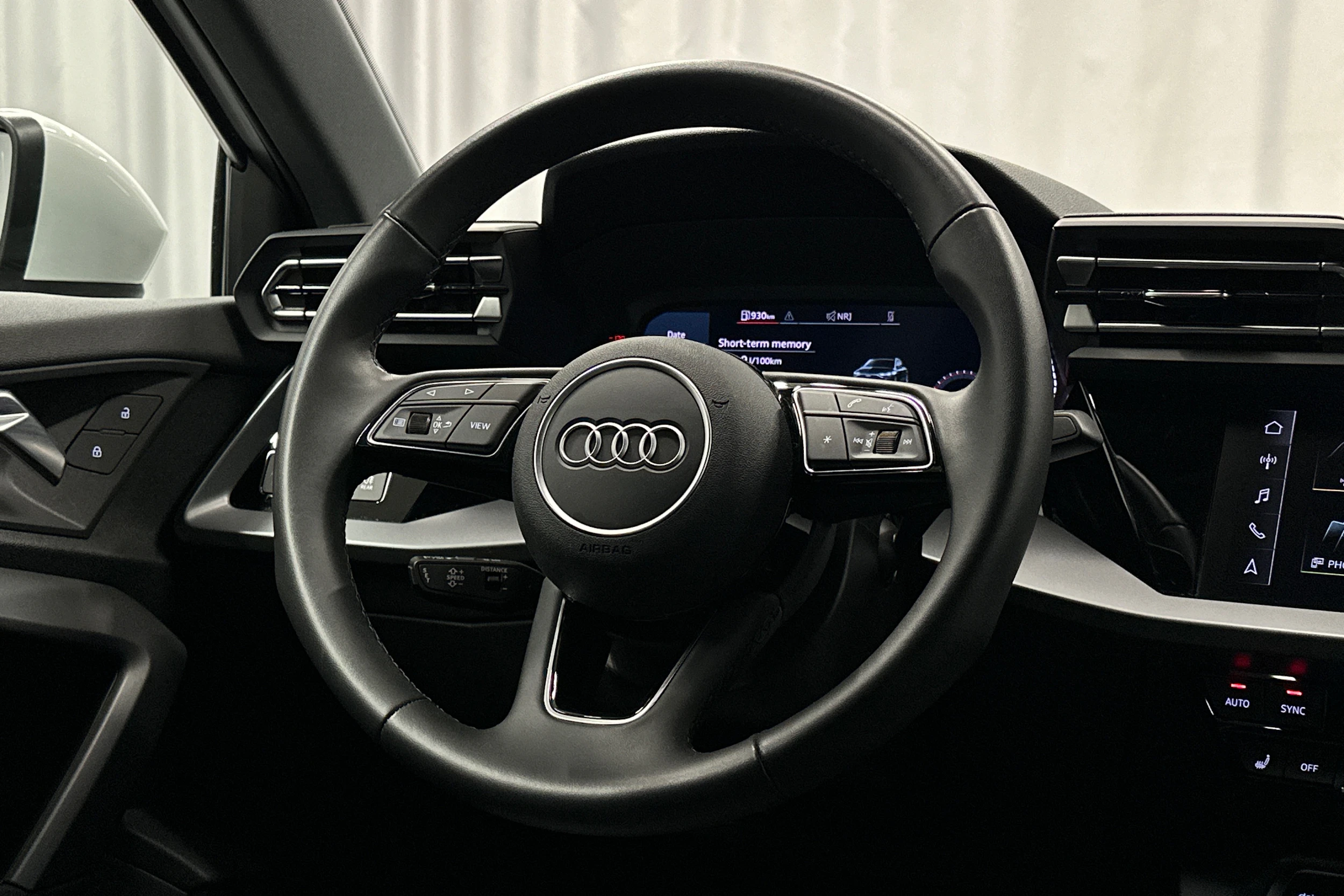 valkoinen Audi A3 2025 kuva 13.