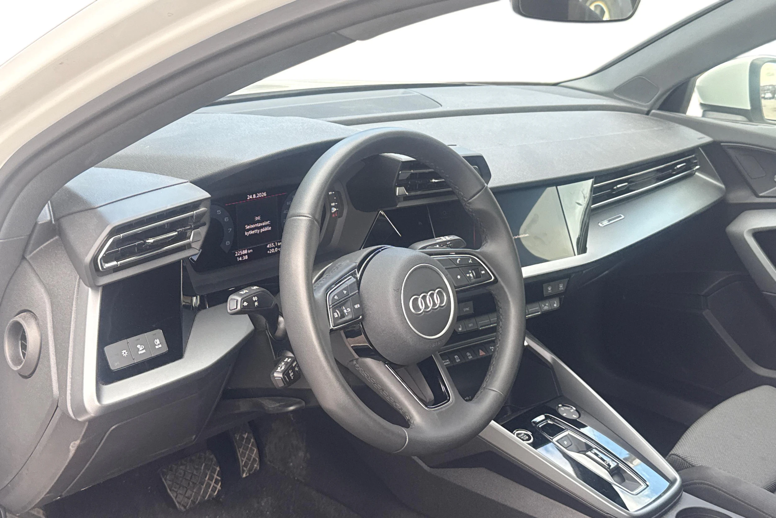 valkoinen Audi A3 2025 kuva 3.