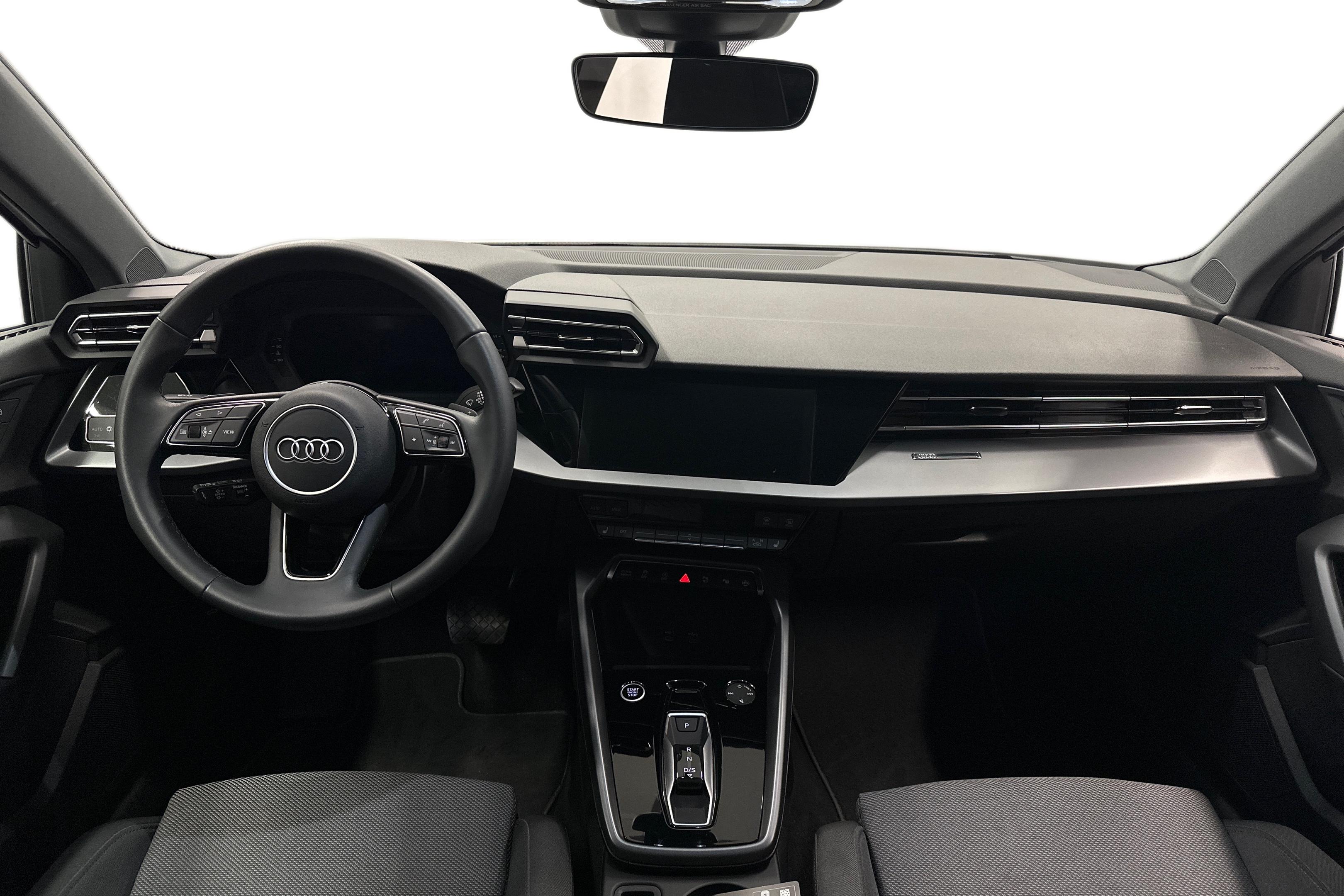Audi A3 Sportback 30 TFSI 2025, photo 7/38