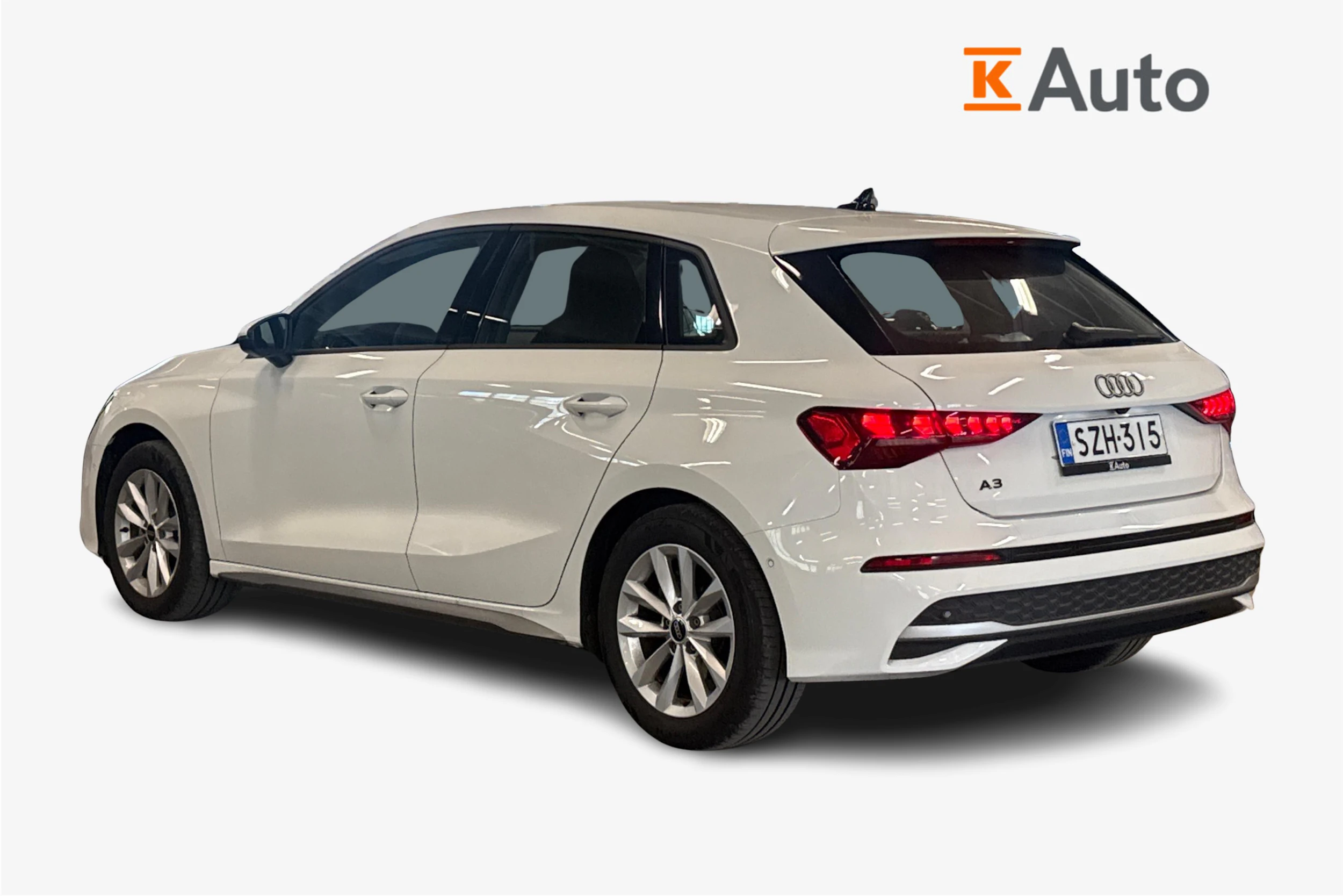 valkoinen Audi A3 2025 kuva 2.
