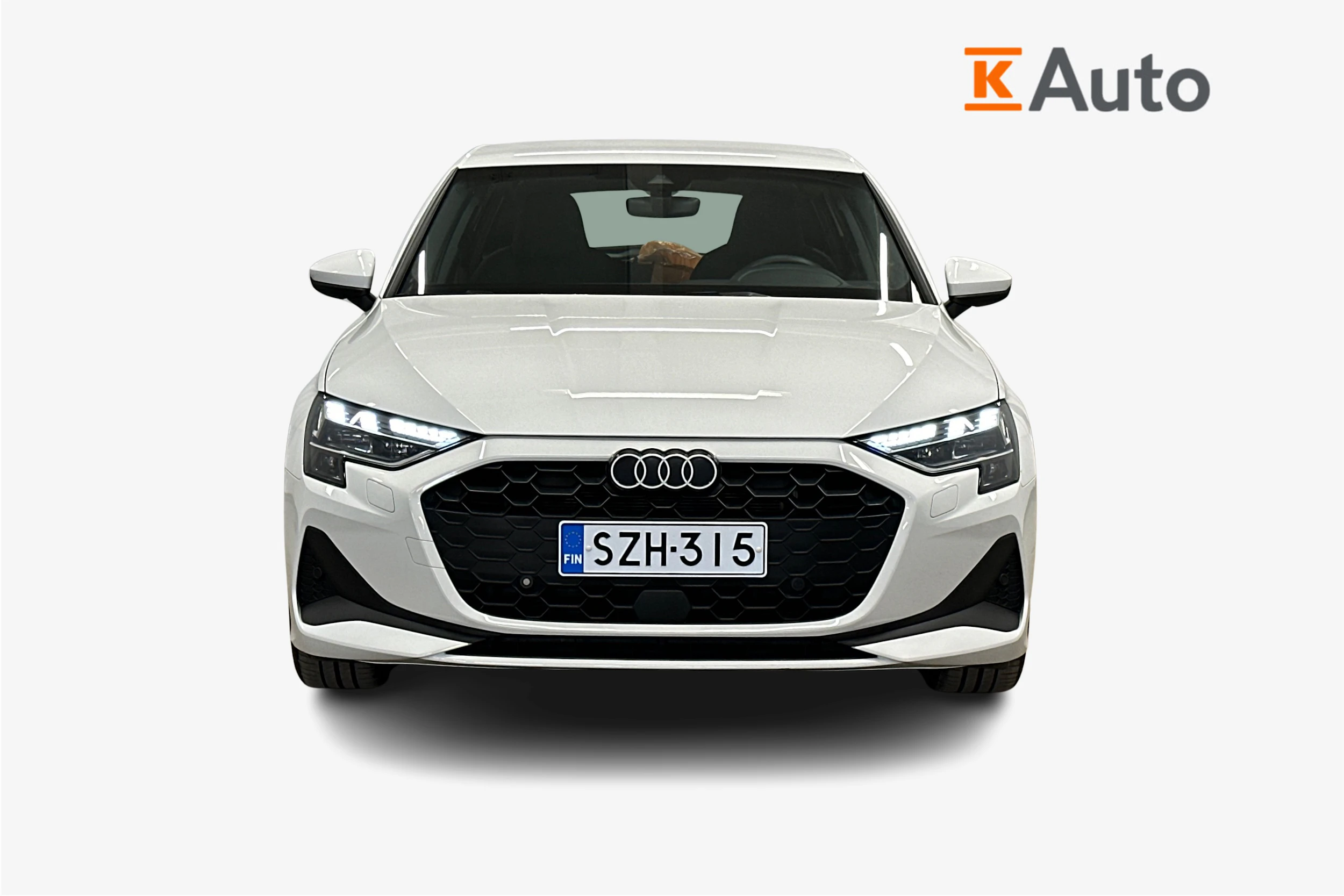 valkoinen Audi A3 2025 kuva 7.