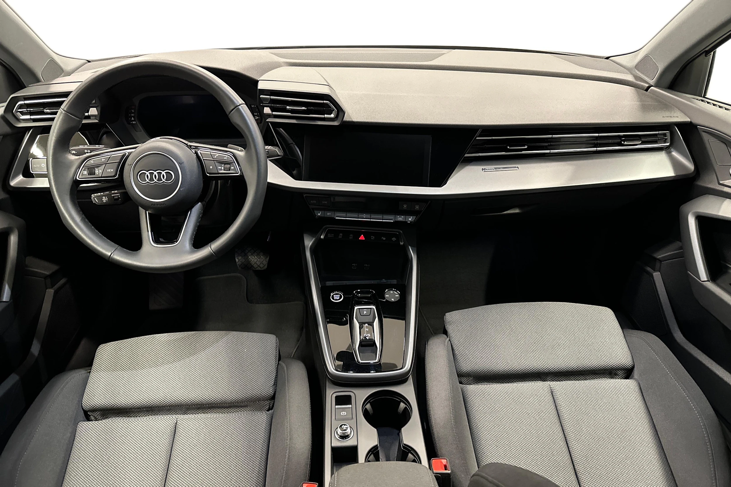 valkoinen Audi A3 2025 kuva 12.