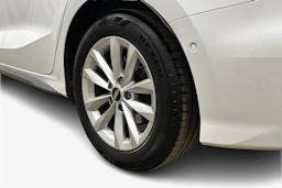 valkoinen Audi A3 2025 kuva 16.