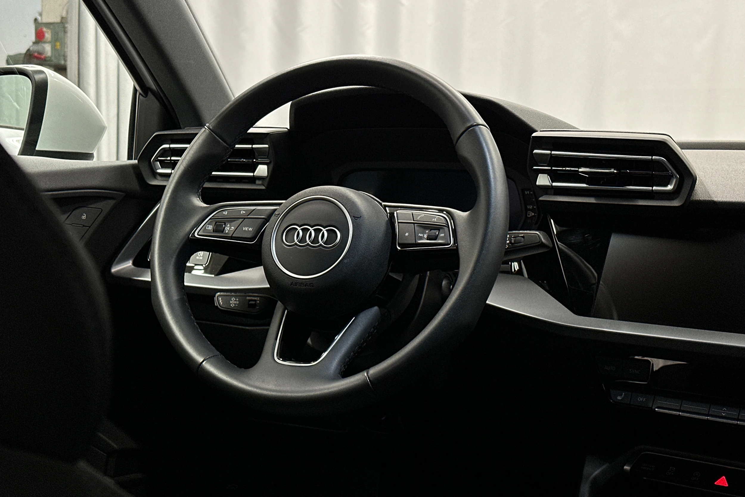 valkoinen Audi A3 2025 kuva 21.