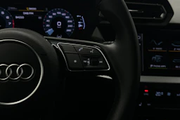 harmaa Audi A3 2025 kuva 12.