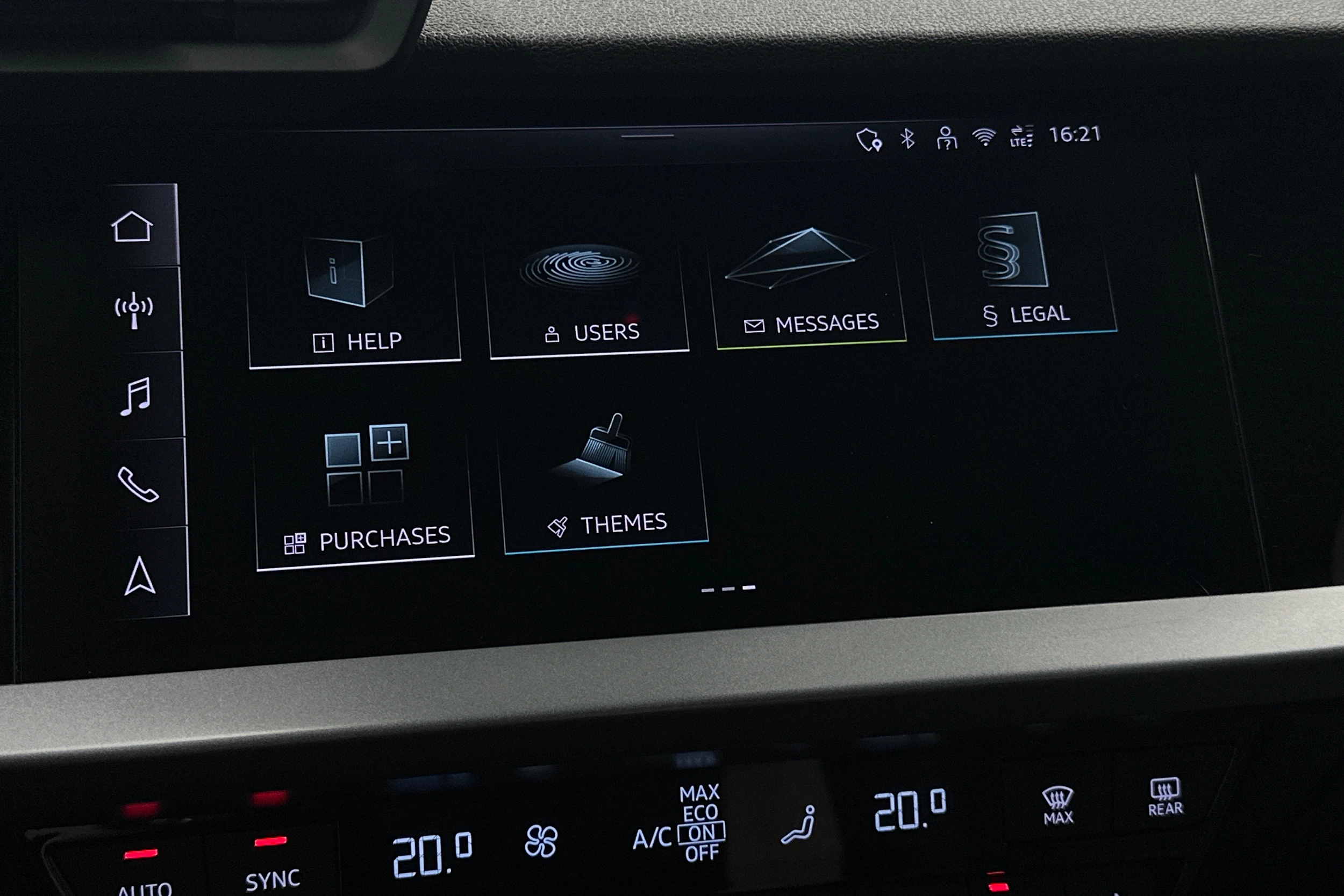 harmaa Audi A3 2025 kuva 28.