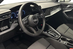 valkoinen Audi A3 2025 kuva 6.
