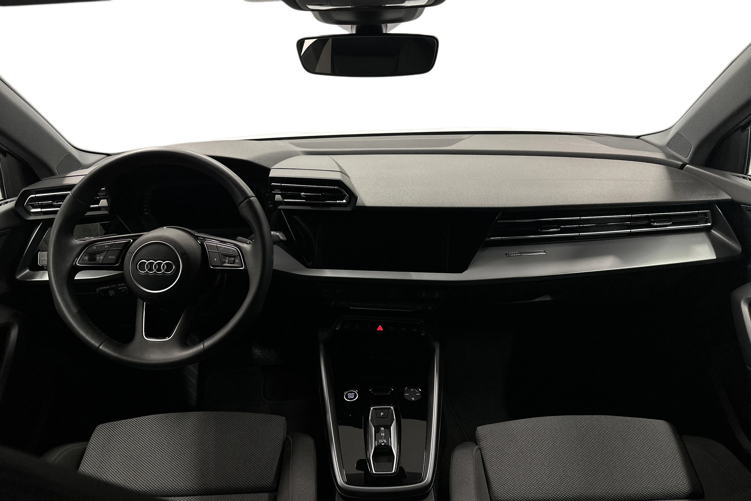 valkoinen Audi A3 2025 kuva 7.