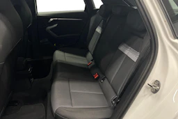 valkoinen Audi A3 2025 kuva 8.