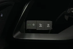 valkoinen Audi A3 2025 kuva 15.
