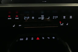 valkoinen Audi A3 2025 kuva 27.