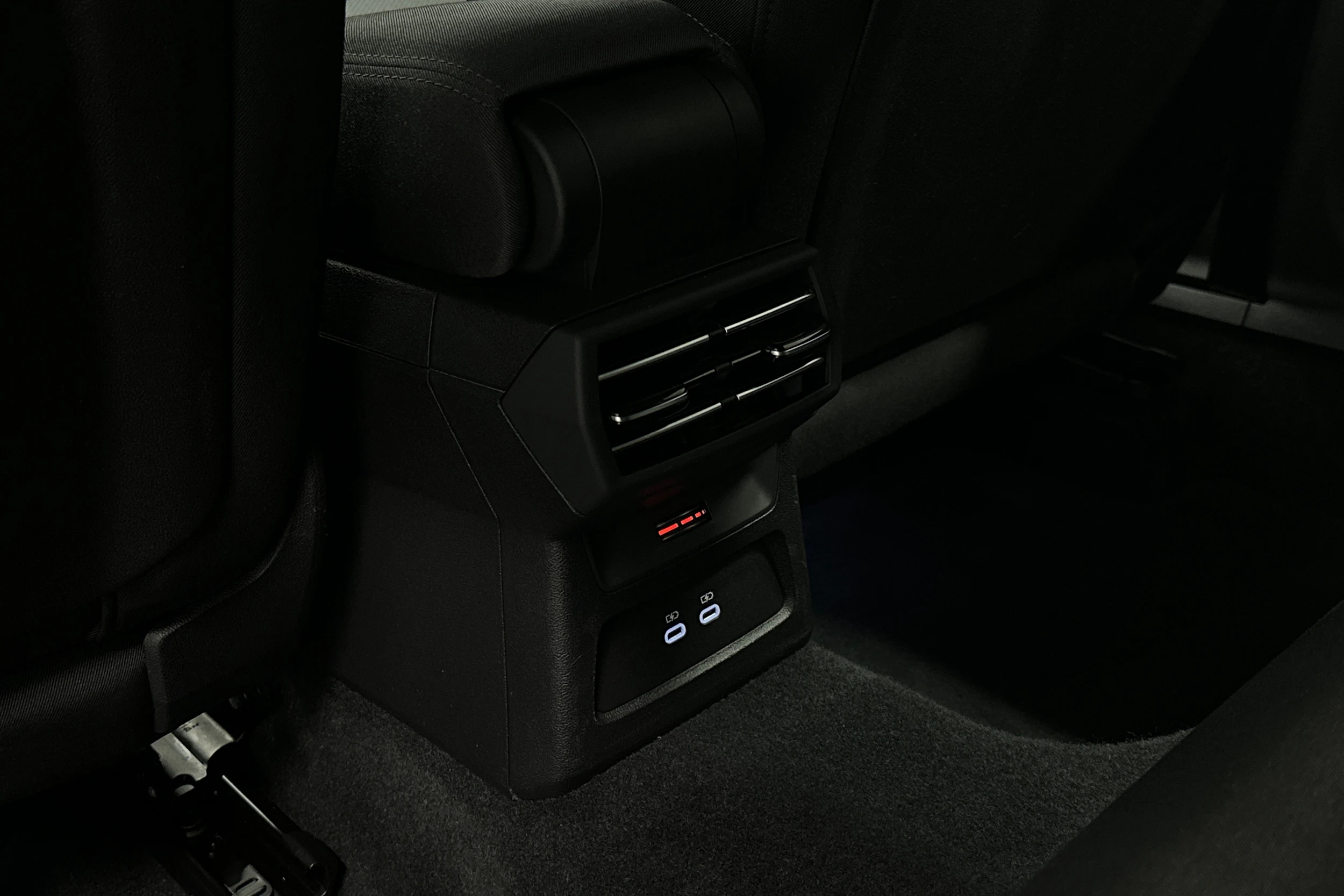 valkoinen Audi A3 2025 kuva 31.