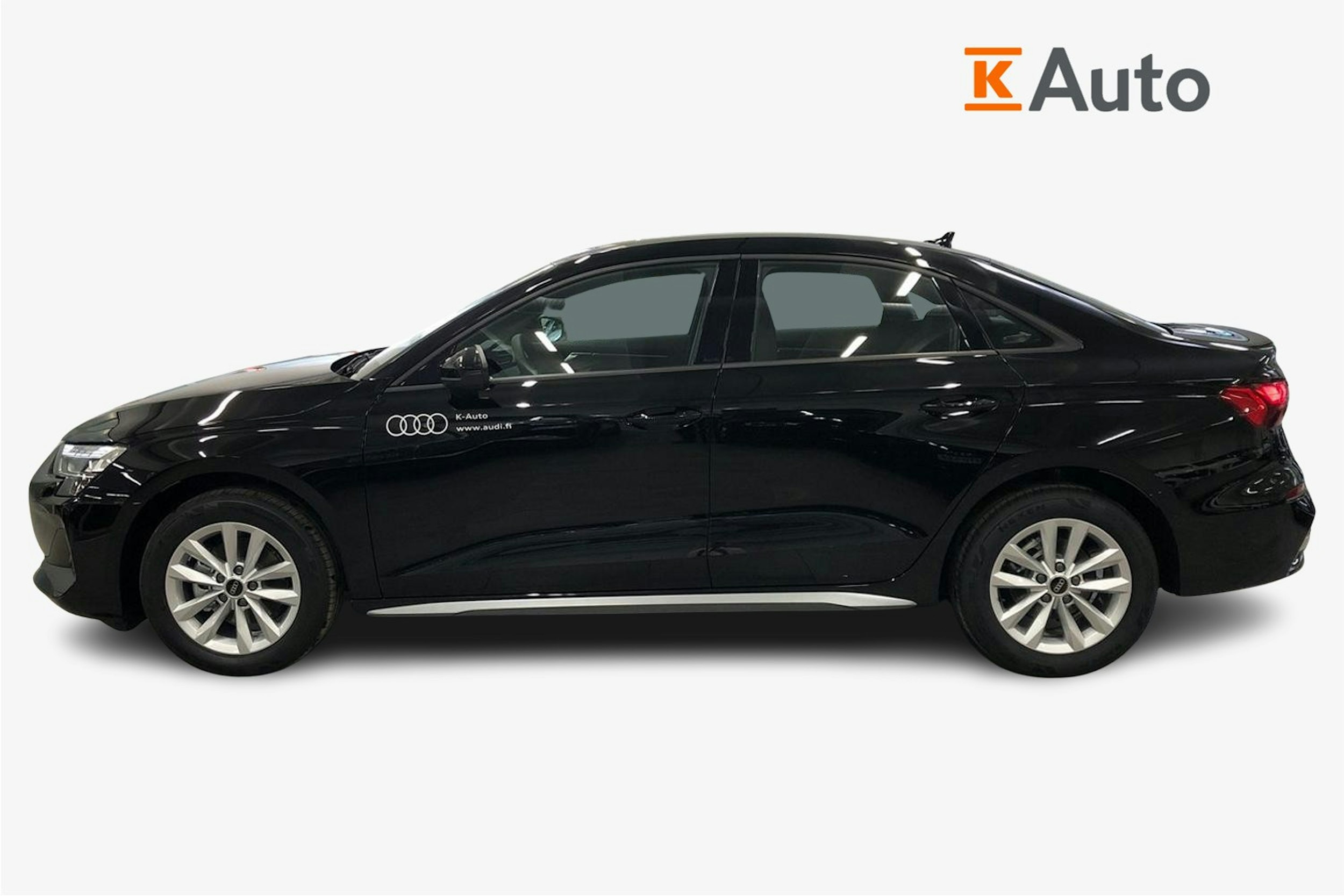 musta Audi A3 2025 kuva 5.