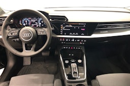 musta Audi A3 2025 kuva 7.