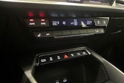 musta Audi A3 2025 kuva 15.