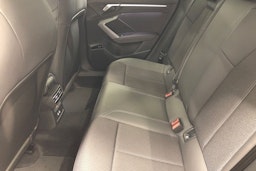 met. punainen Audi A3 2025 kuva 8.