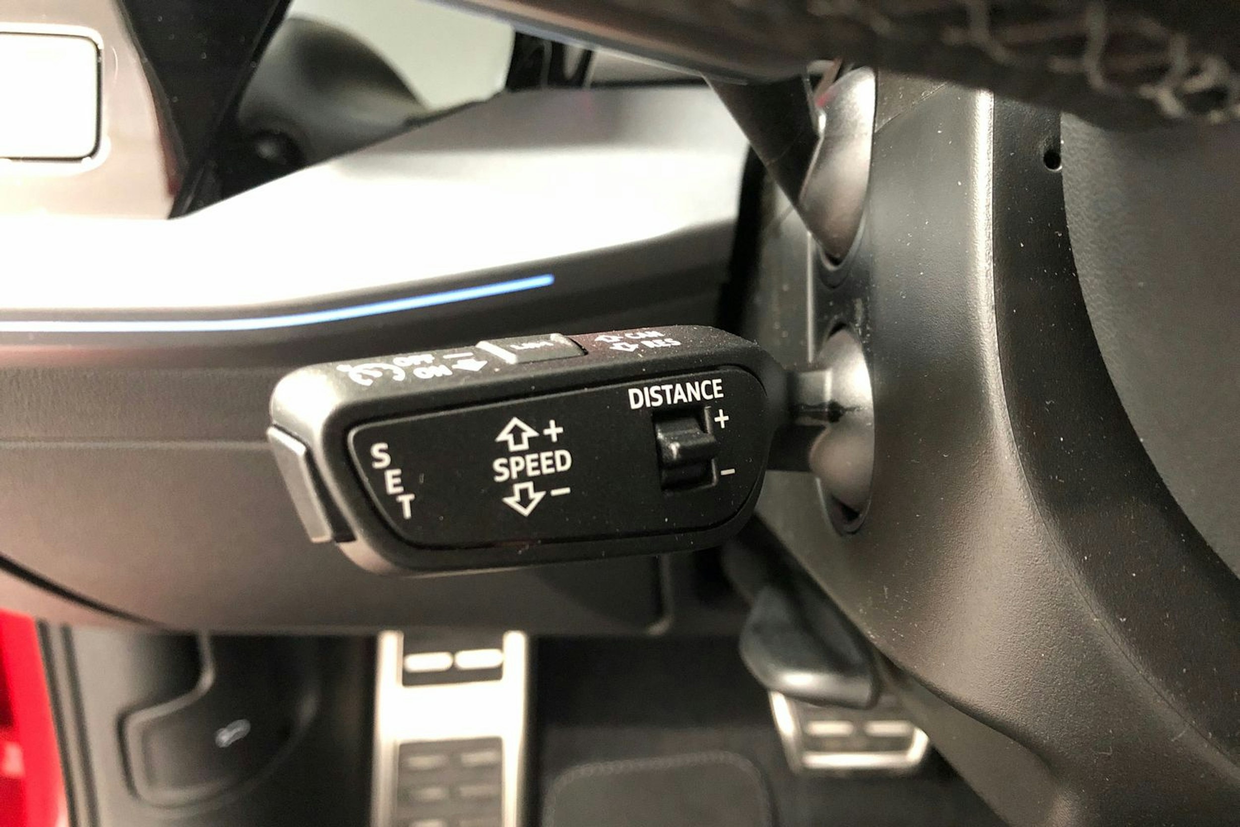 met. punainen Audi A3 2025 kuva 14.