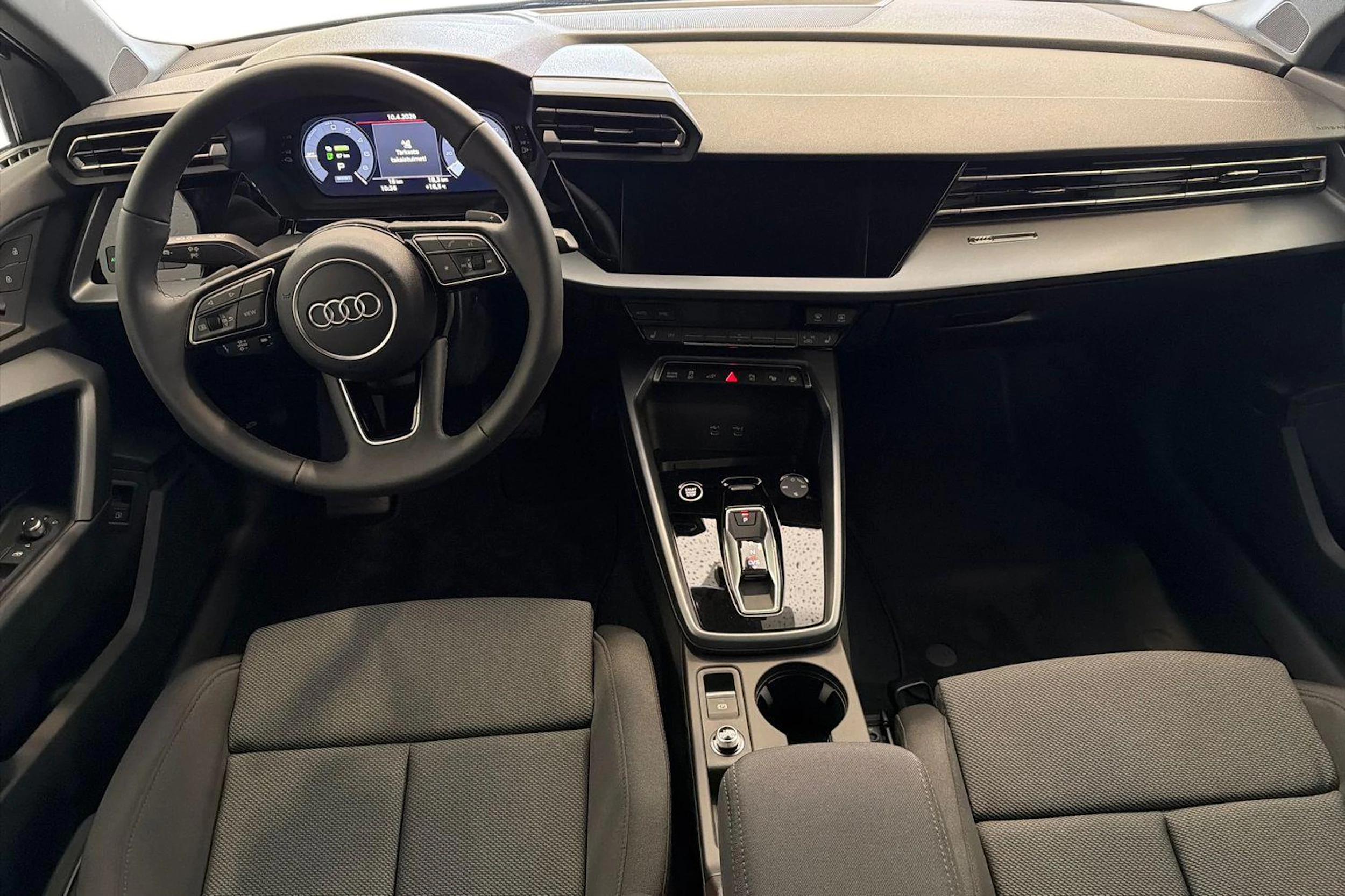 harmaa Audi A3 2026 kuva 7.