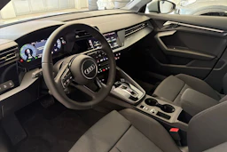 harmaa Audi A3 2026 kuva 11.