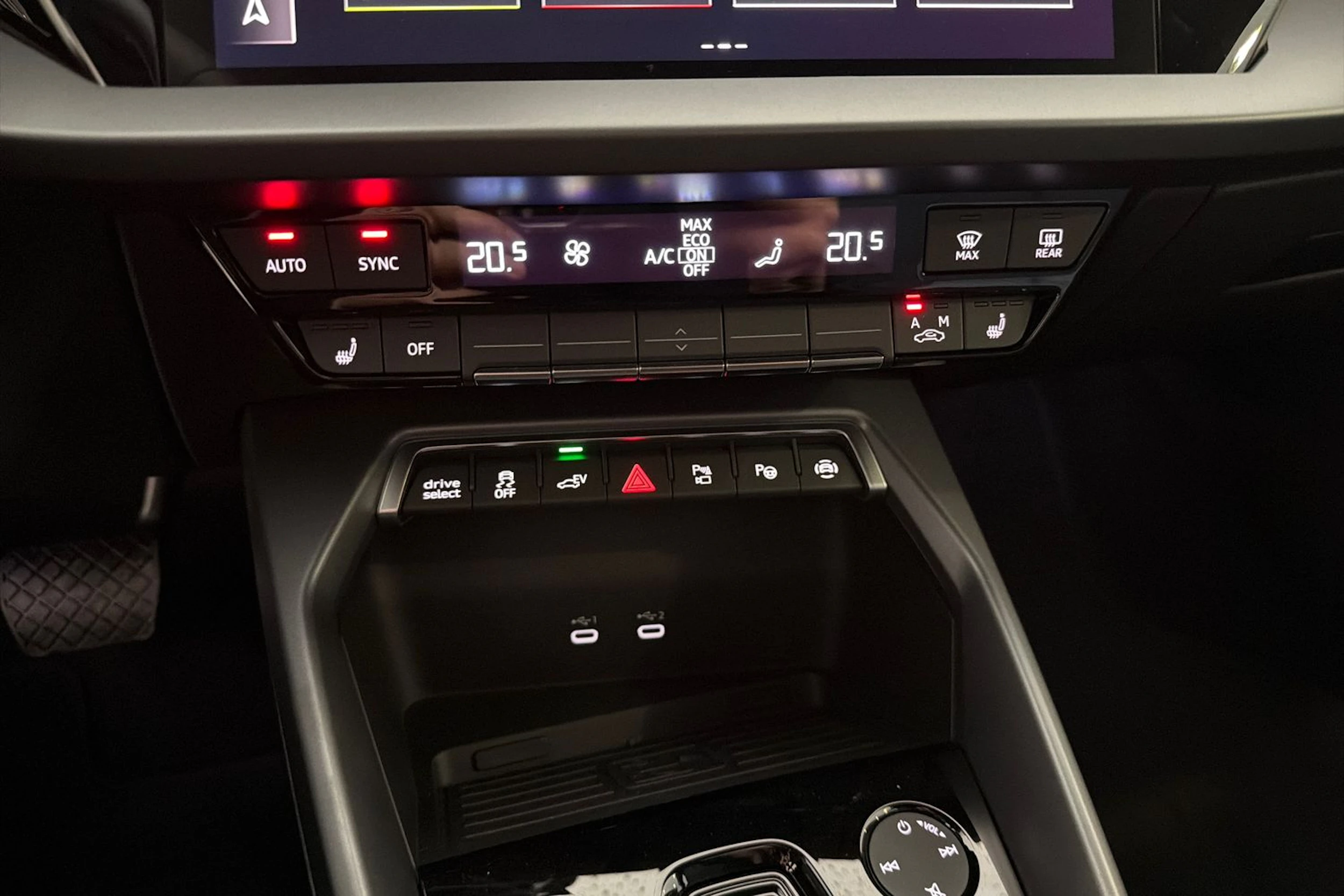 harmaa Audi A3 2026 kuva 12.