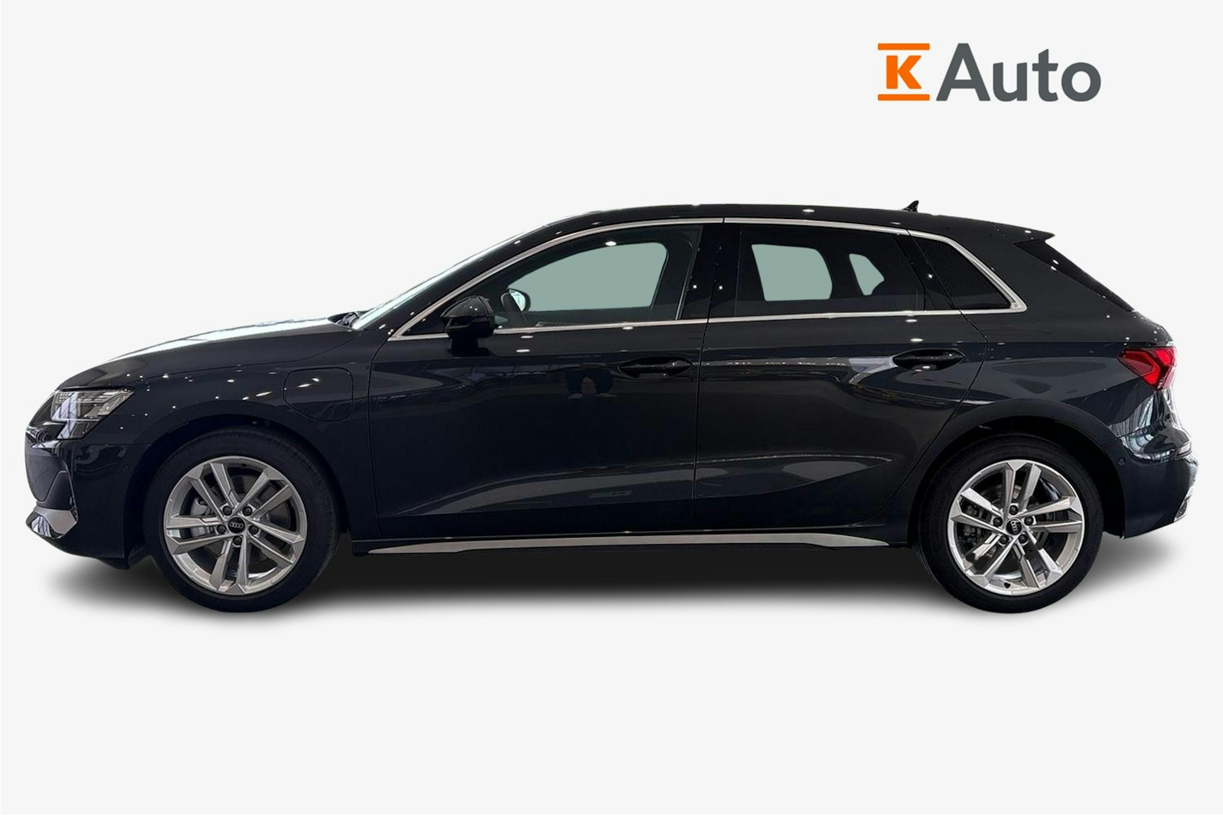 harmaa Audi A3 2025 kuva 5.