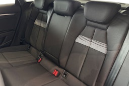 harmaa Audi A3 2025 kuva 8.