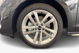 harmaa Audi A3 2025 kuva 9.