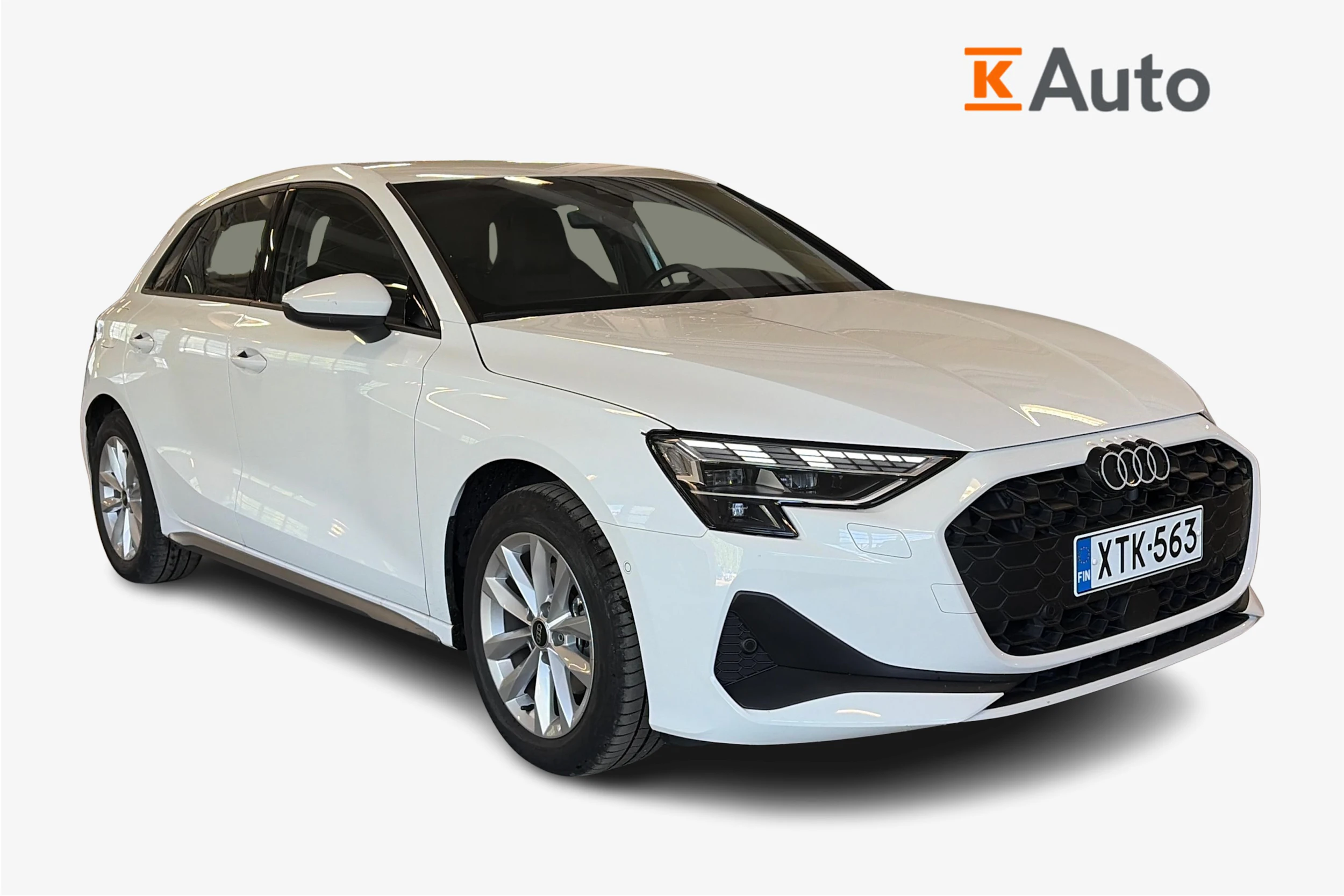 valkoinen Audi A3 2025 kuva 1.