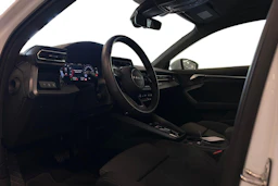 valkoinen Audi A3 2025 kuva 3.