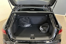 musta Audi A3 2025 kuva 5.