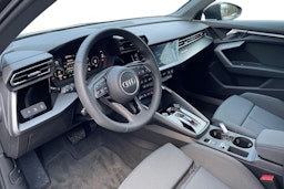 harmaa Audi A3 2025 kuva 6.