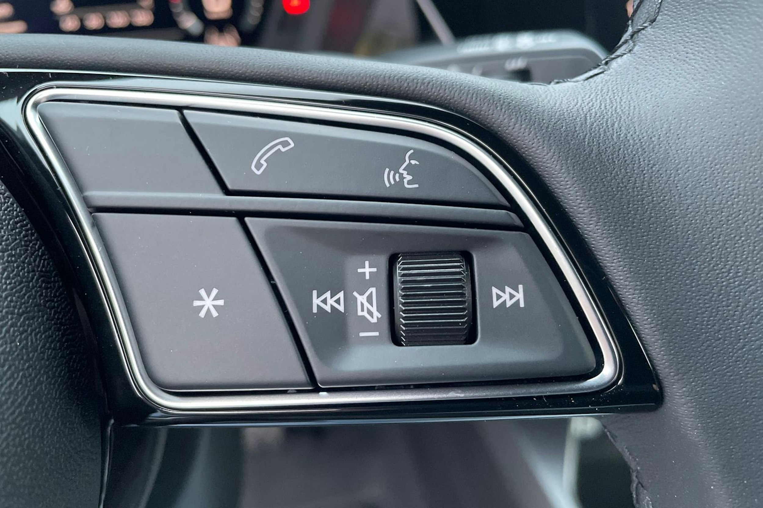 harmaa Audi A3 2025 kuva 17.