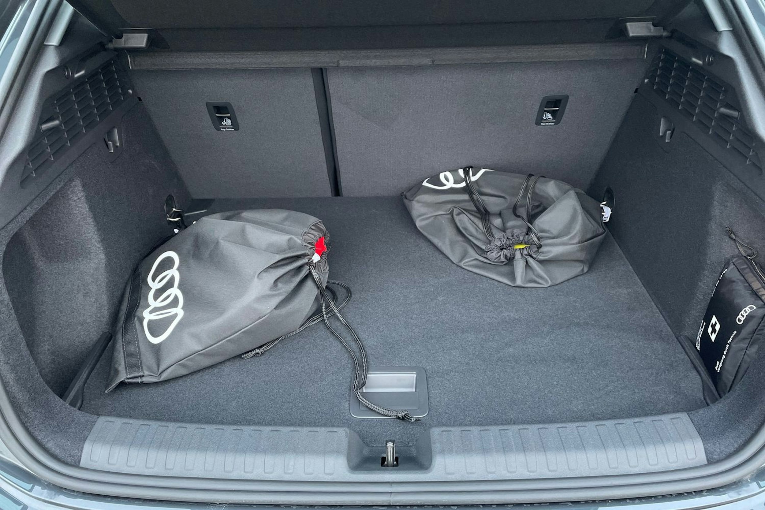 harmaa Audi A3 2025 kuva 19.